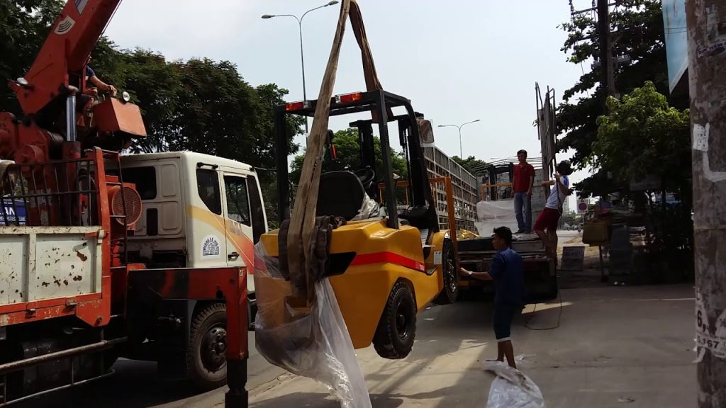 Cho Thuê Xe Cẩu Tại Bình Dương Dịch vụ cho thuê xe cẩu tại Bình Dương giá rẻ