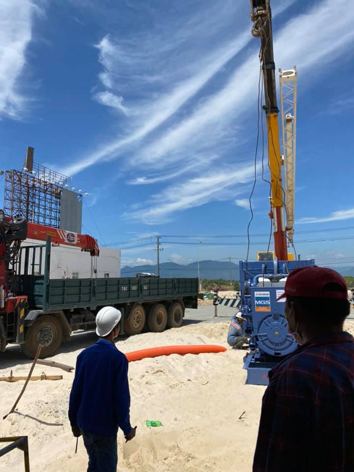 cho thue xe cau khanh hoa 1