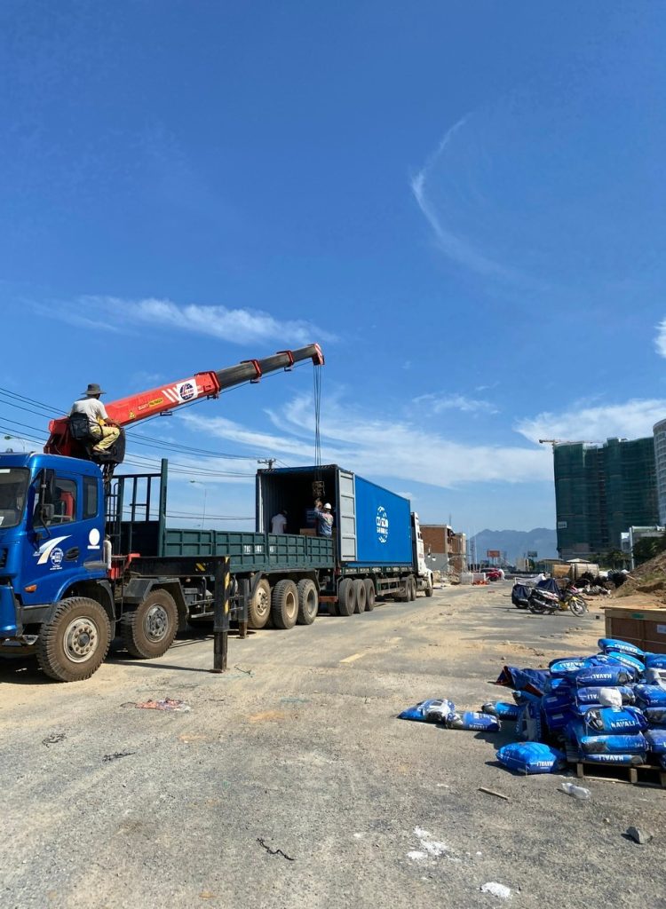 cho thue xe cau ninh thuan 4