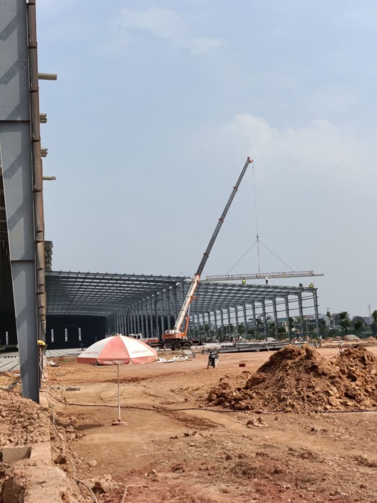 Cho Thuê Xe Cẩu Tại Phú Thọ Cho thuê xe cẩu tại Phú Thọ làm nhà xưởng, kho bãi