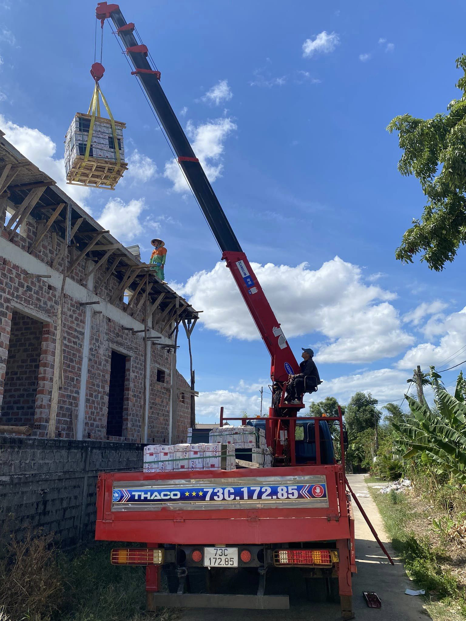 cho thue xe cau quang binh 3