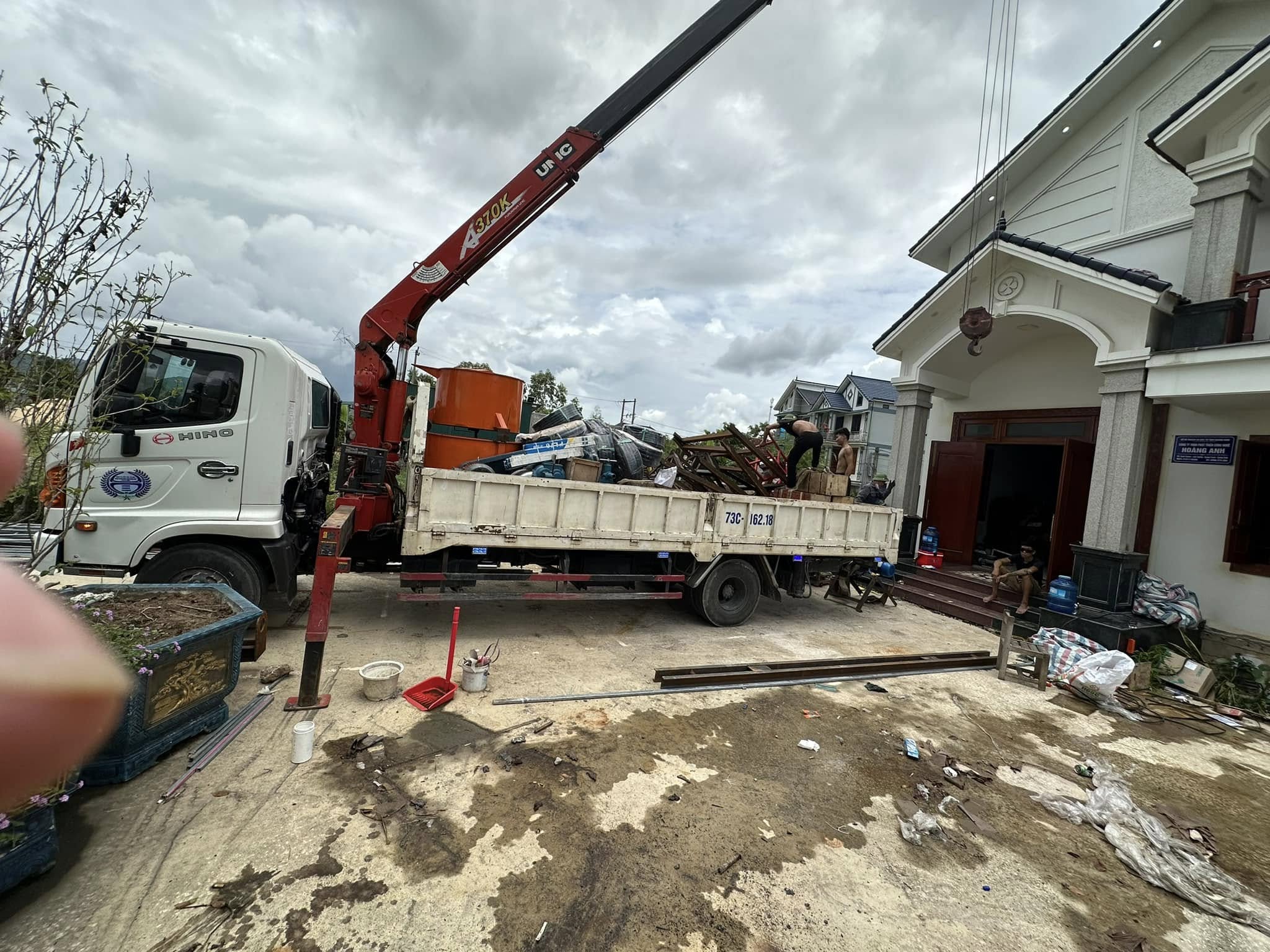 cho thue xe cau quang binh 5