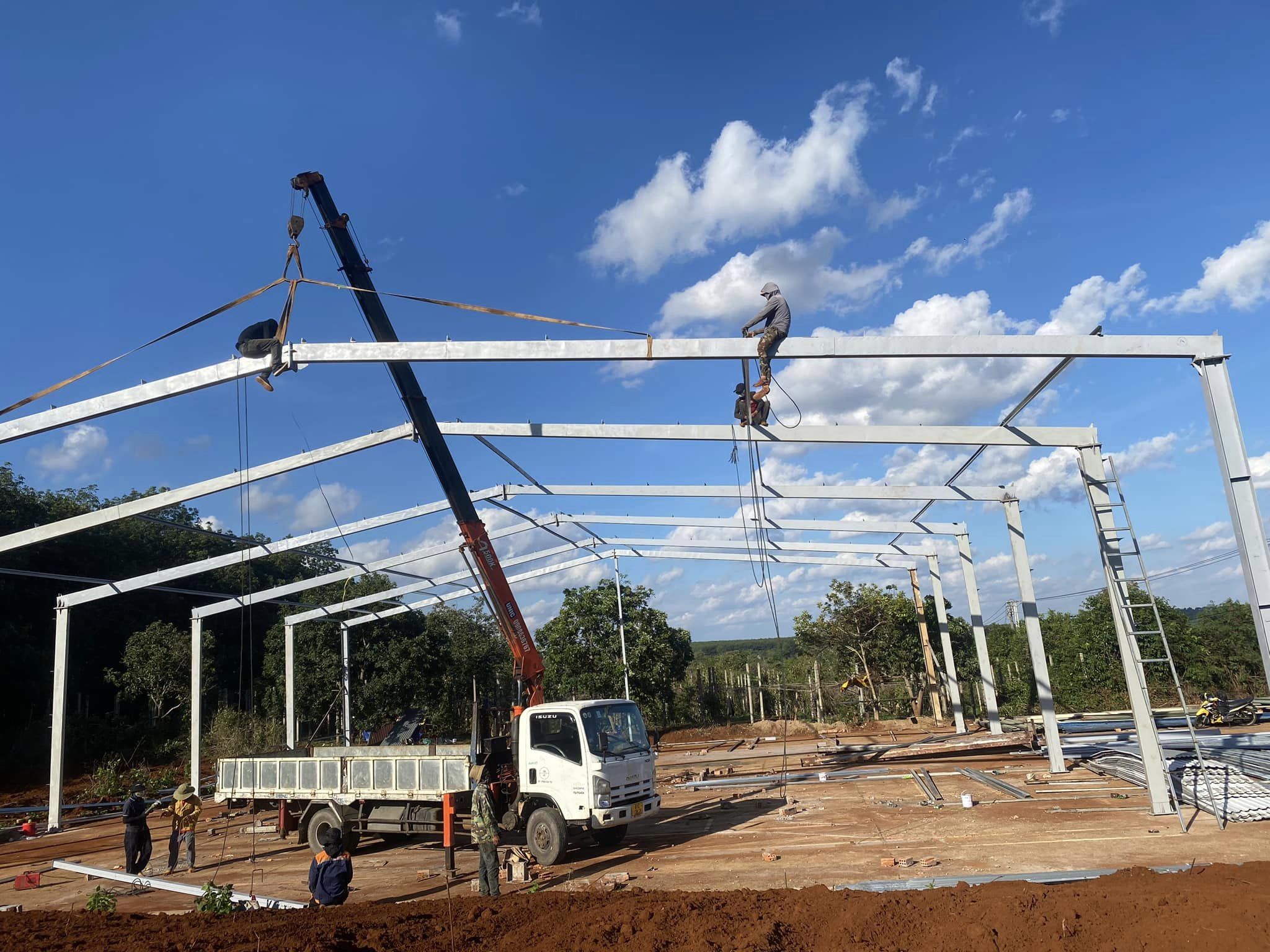 Cho Thuê Xe Cẩu Tại Điện Biên Dịch vụ cho thuê xe cẩu tại Điện Biên