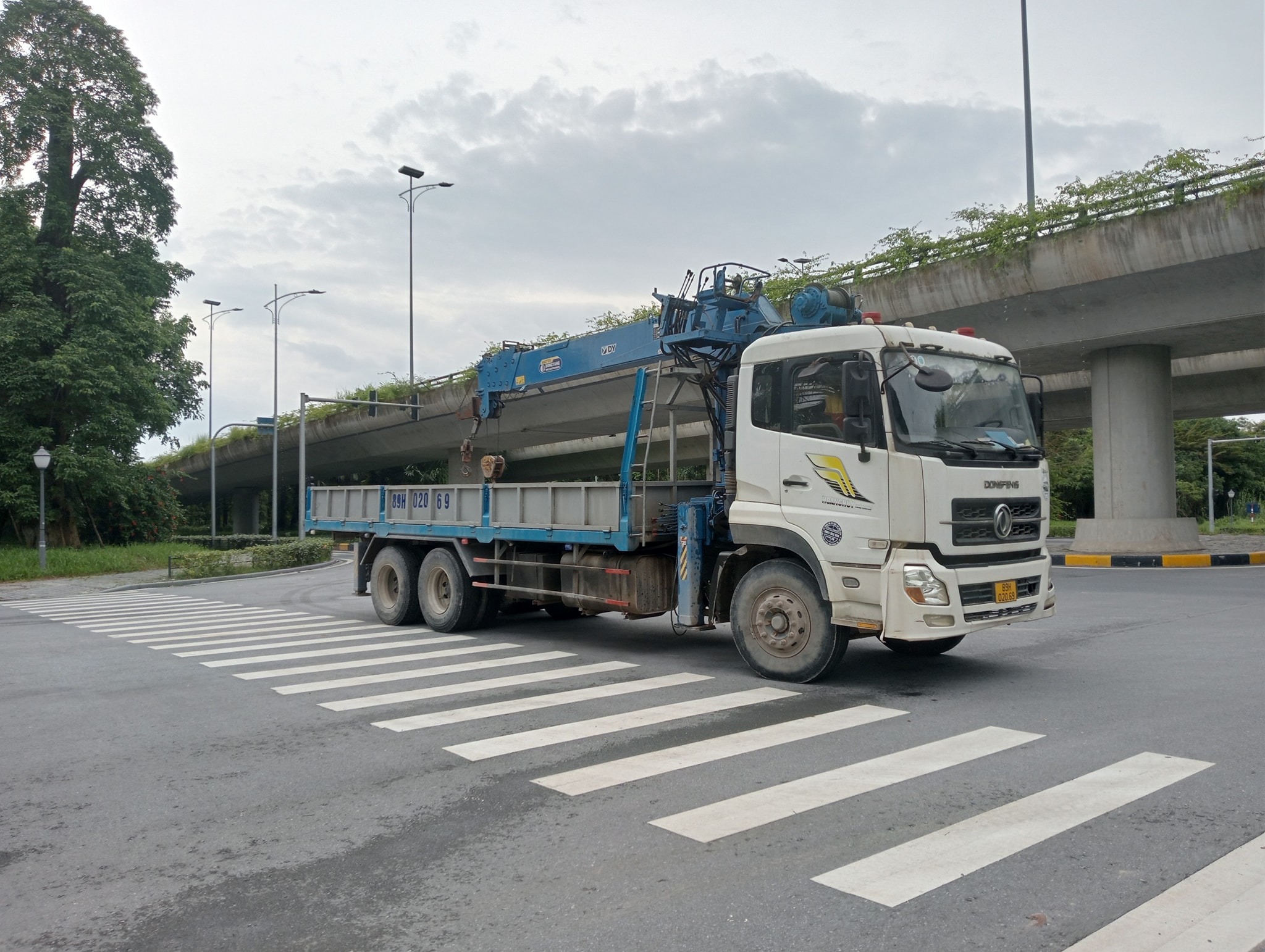 Cho Thuê Xe Cẩu Tại Hưng Yên Dịch vụ cho thuê xe cẩu tại Kim Động, Hưng Yên