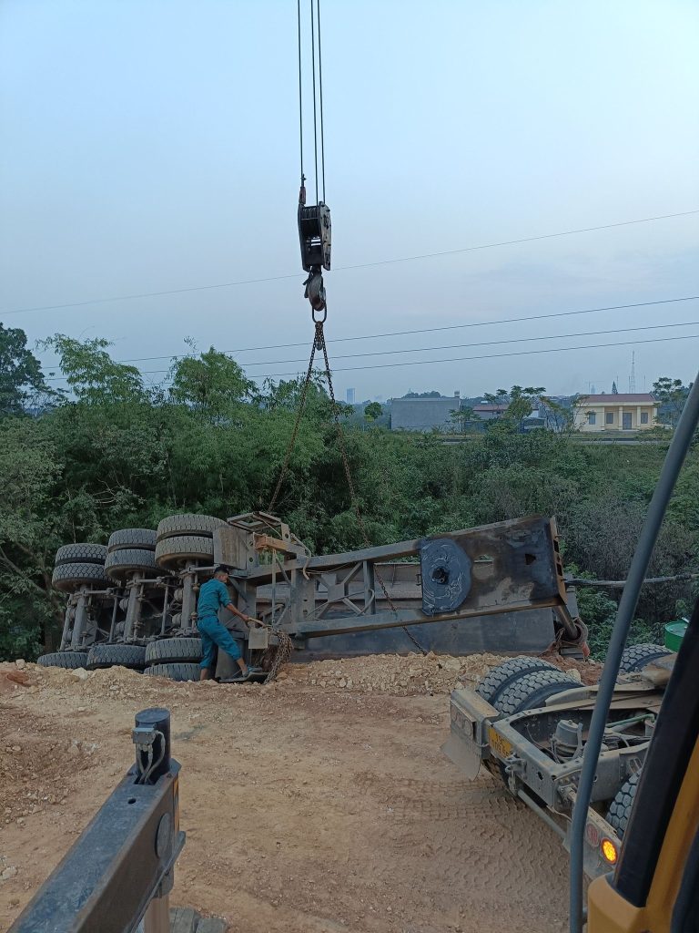 Cho Thuê Xe Cẩu Tại Phú Thọ Cho thuê xe cẩu cứu hộ tại Phú Thọ