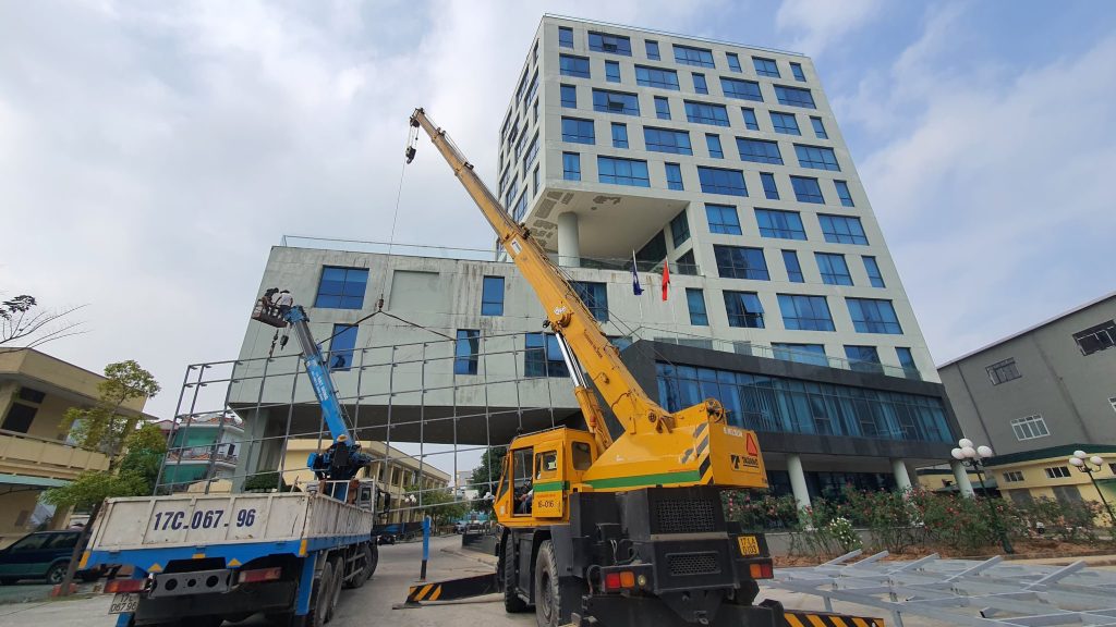 cho thue xe cau tai thai binh 13 1