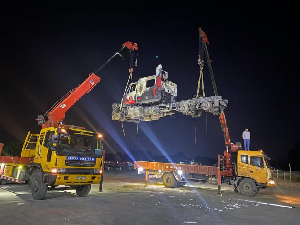 Cho thuê xe cẩu tại huyện Bá Thước Thanh Hoá