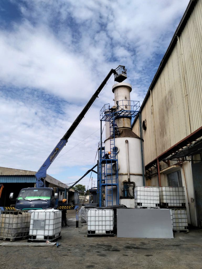 cho thue xe cau thung 5 tan gan gio nang nguoi lam viec tai thi tran gia loc hai duong