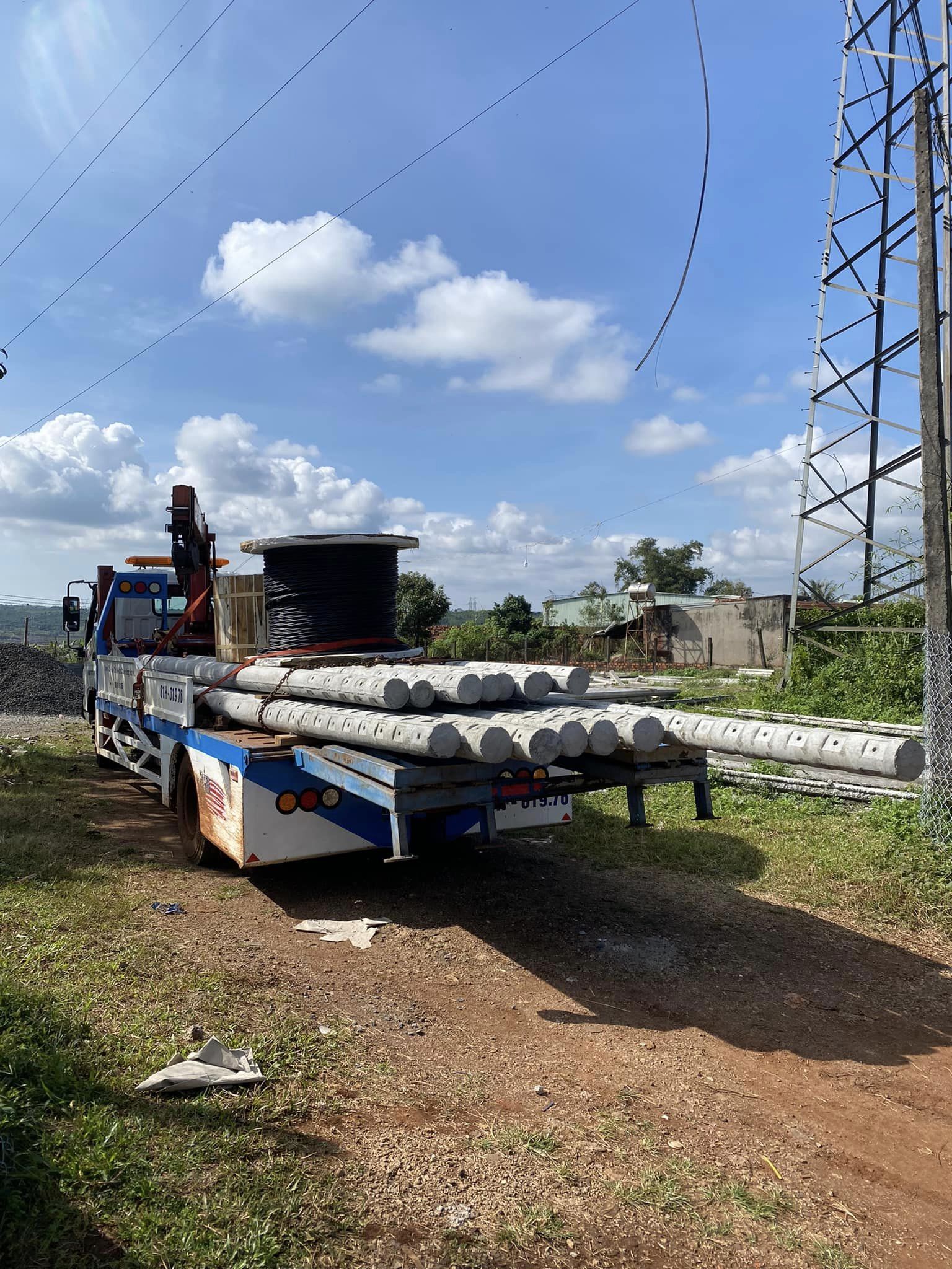 Cho Thuê Xe Cẩu Tại Gia Lai dich vu cho thue cau tai gia lai 4
