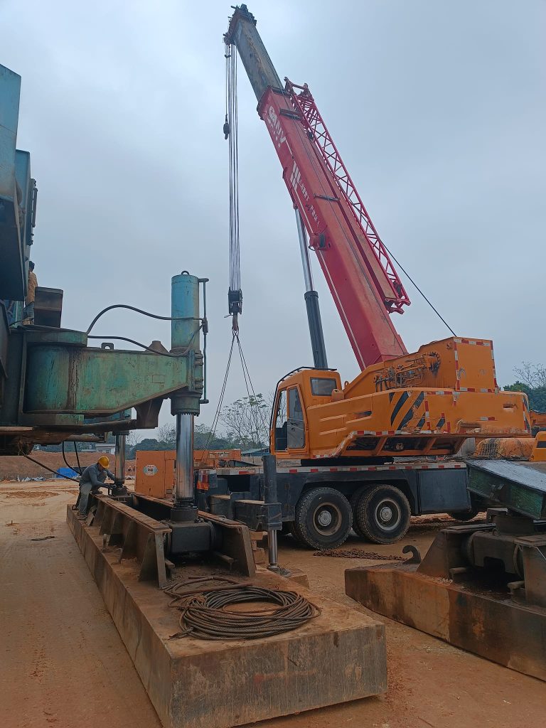 dich vu cho thue xe cau tai tuyen quang 3