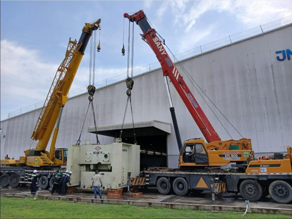Cho Thuê Xe Cẩu Tại Quảng Nam thue cau quang nam 1