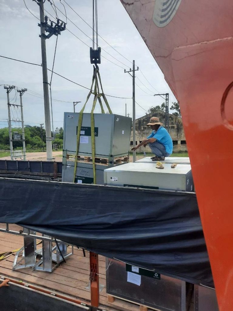 Cho Thuê Xe Cẩu Tại Cà Mau thue xe cau ca mau gia re 3