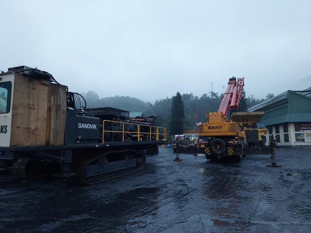 thue xe cau quang ninh 4