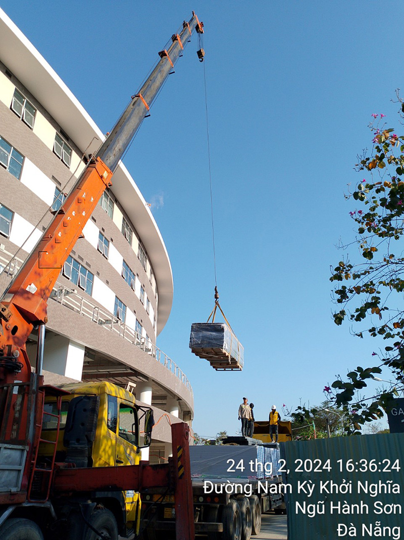 thue xe cau tai da nang 9