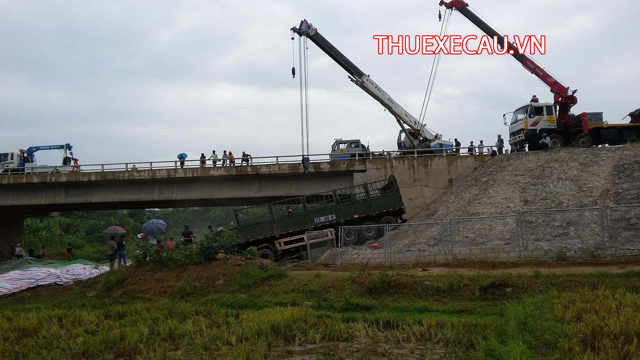 Cho Thuê Xe Cẩu Tại Yên Bái thue xe cau tai yen bai 3