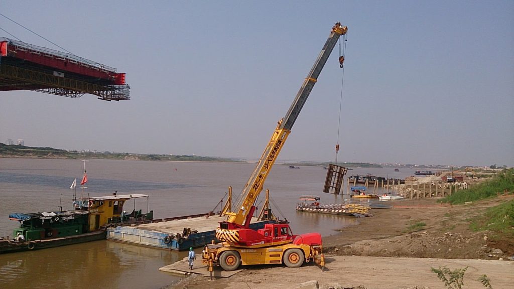 Cho Thuê Xe Cẩu Tại Thanh Trì Giá Rẻ - thuexecau.vn cho thue xe cau tai thanh tri 5